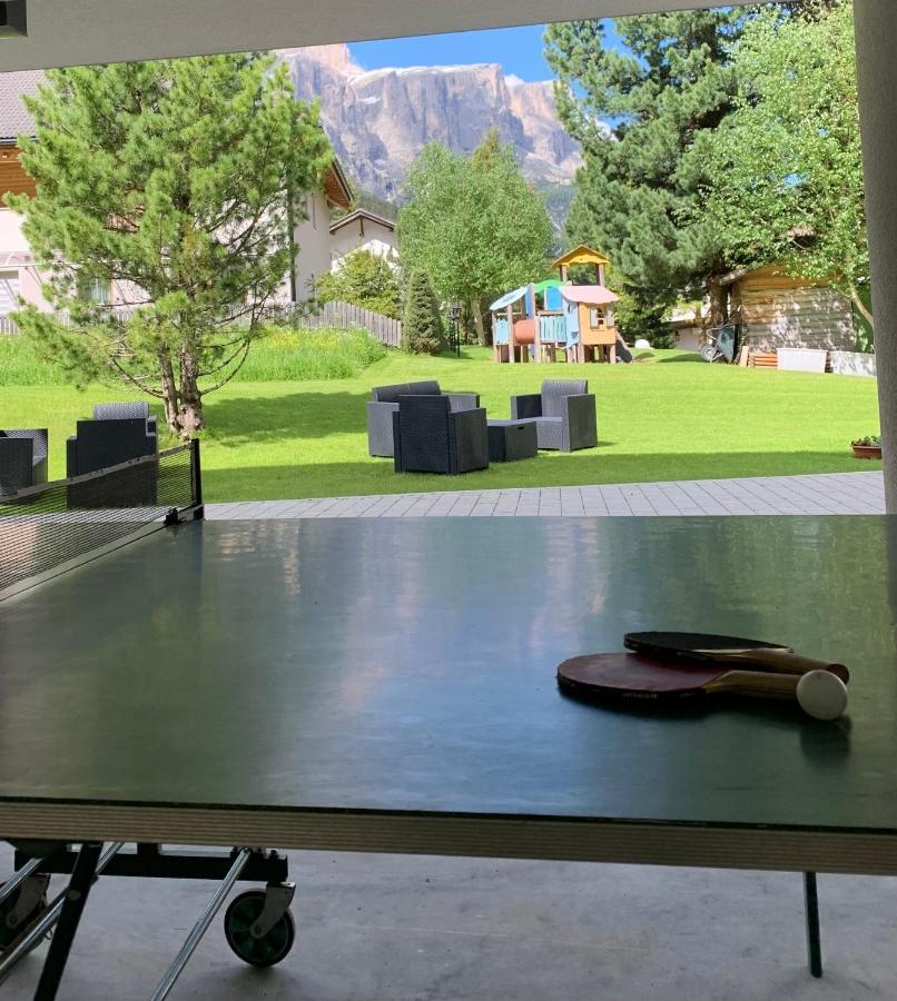 Garni La Vara Corvara In Badia Exterior foto