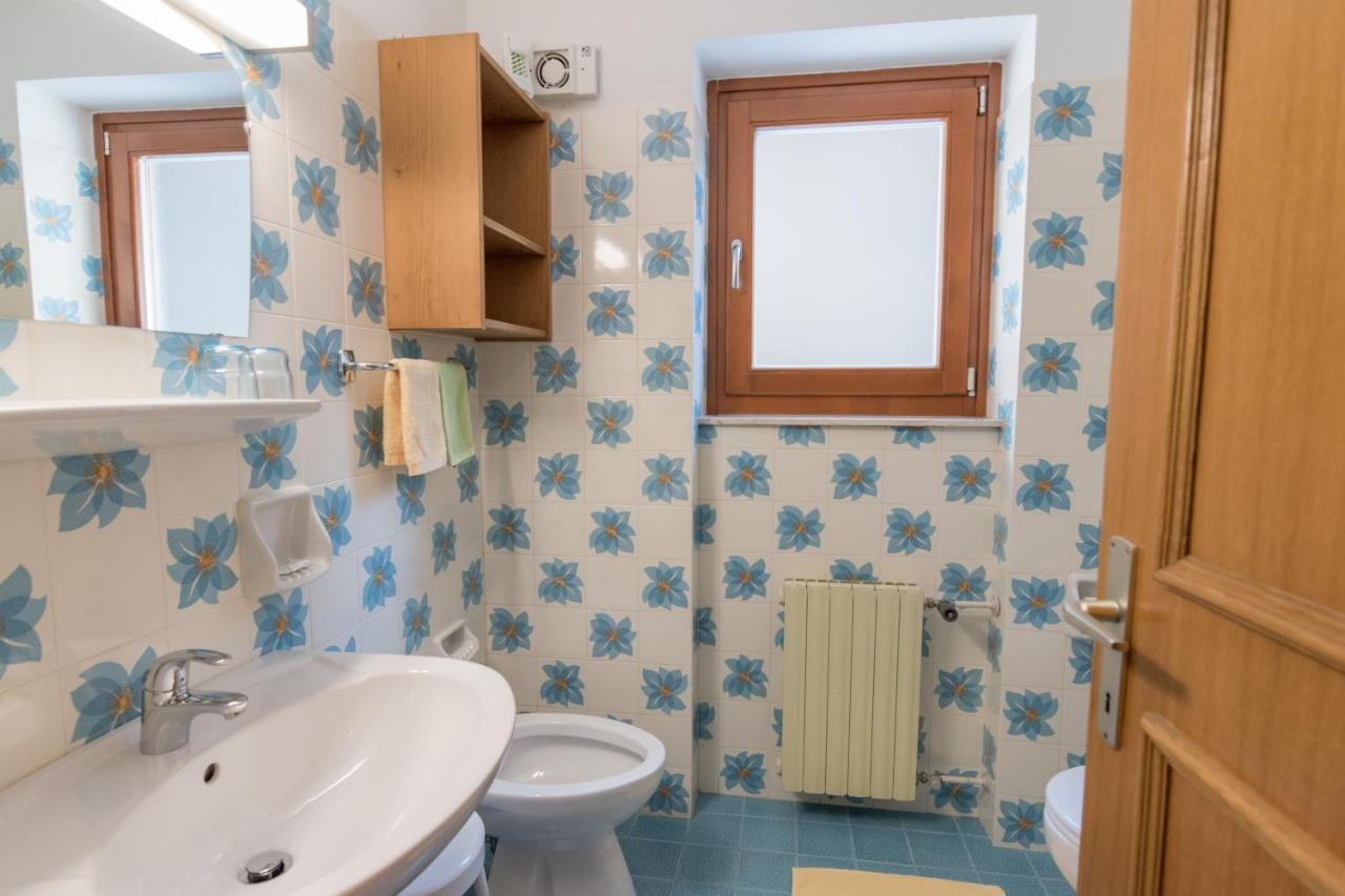 Garni La Vara Corvara In Badia Exterior foto